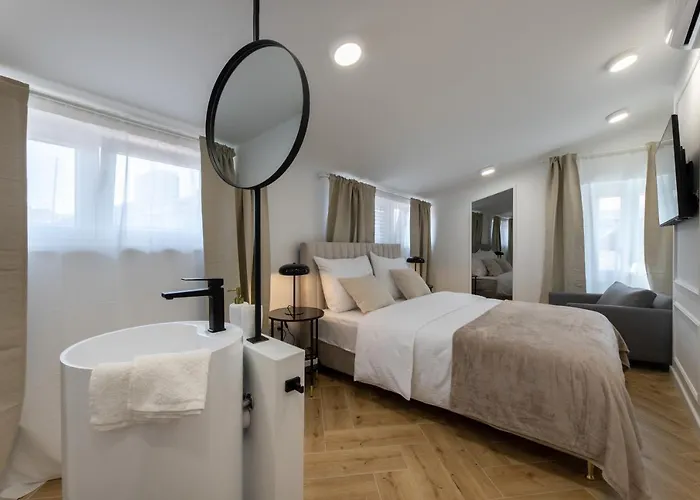 דירה Palace Luxury