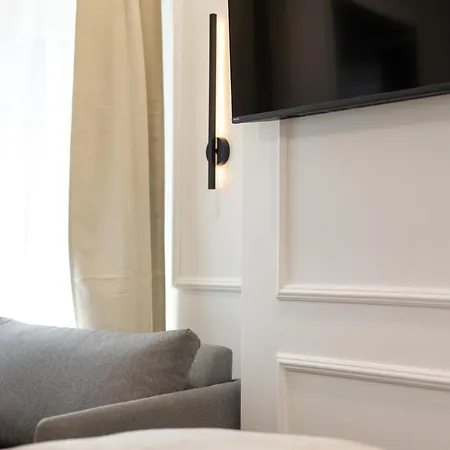 Palace Luxury Apartment